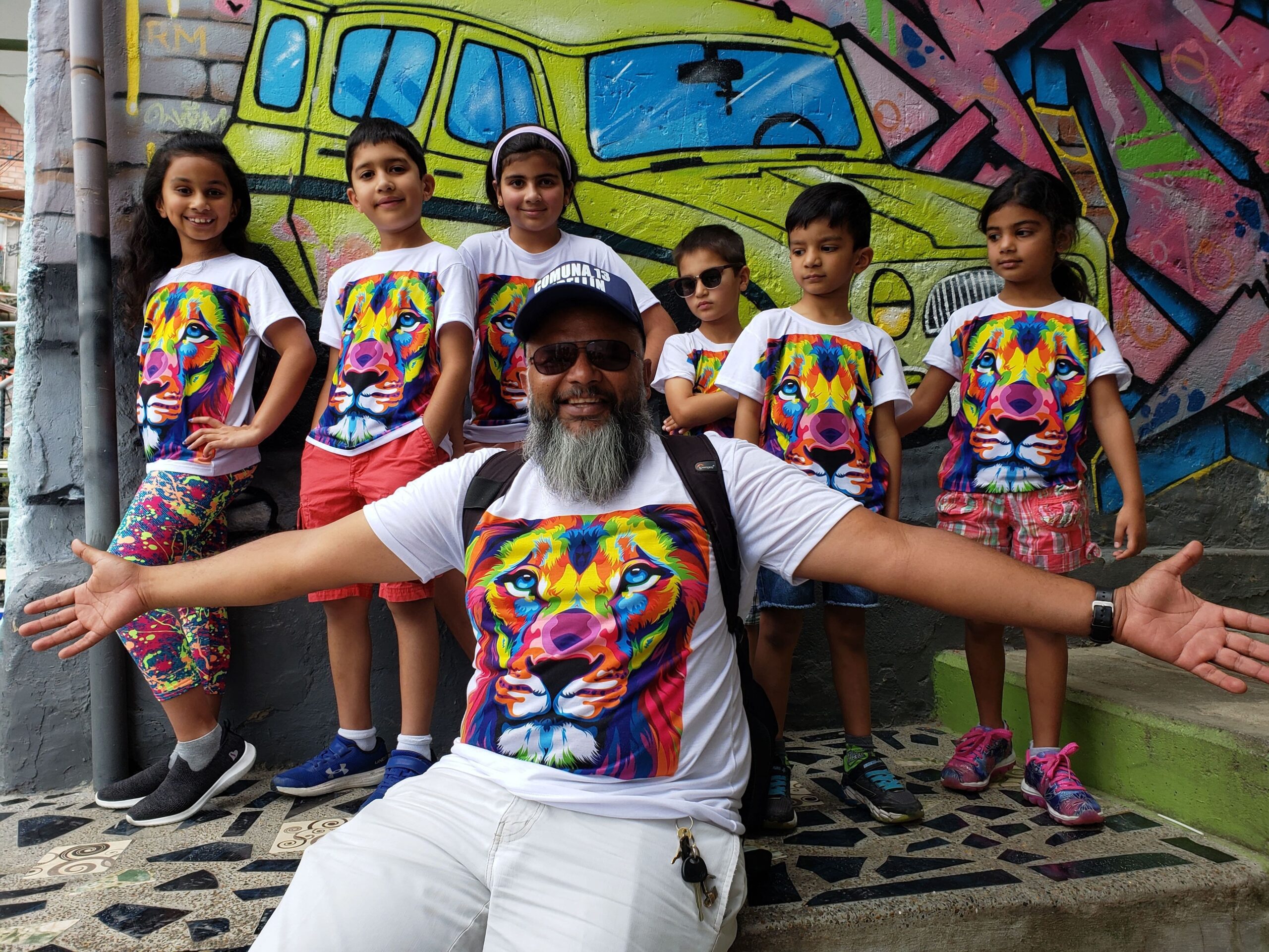 Comuna 13 tour con niños